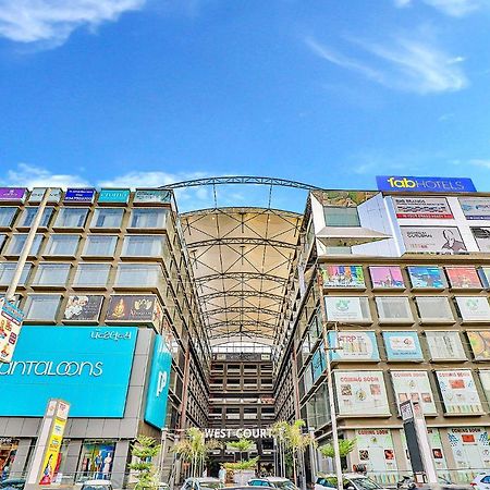 Fabhotel Parkland A アーメダバード エクステリア 写真