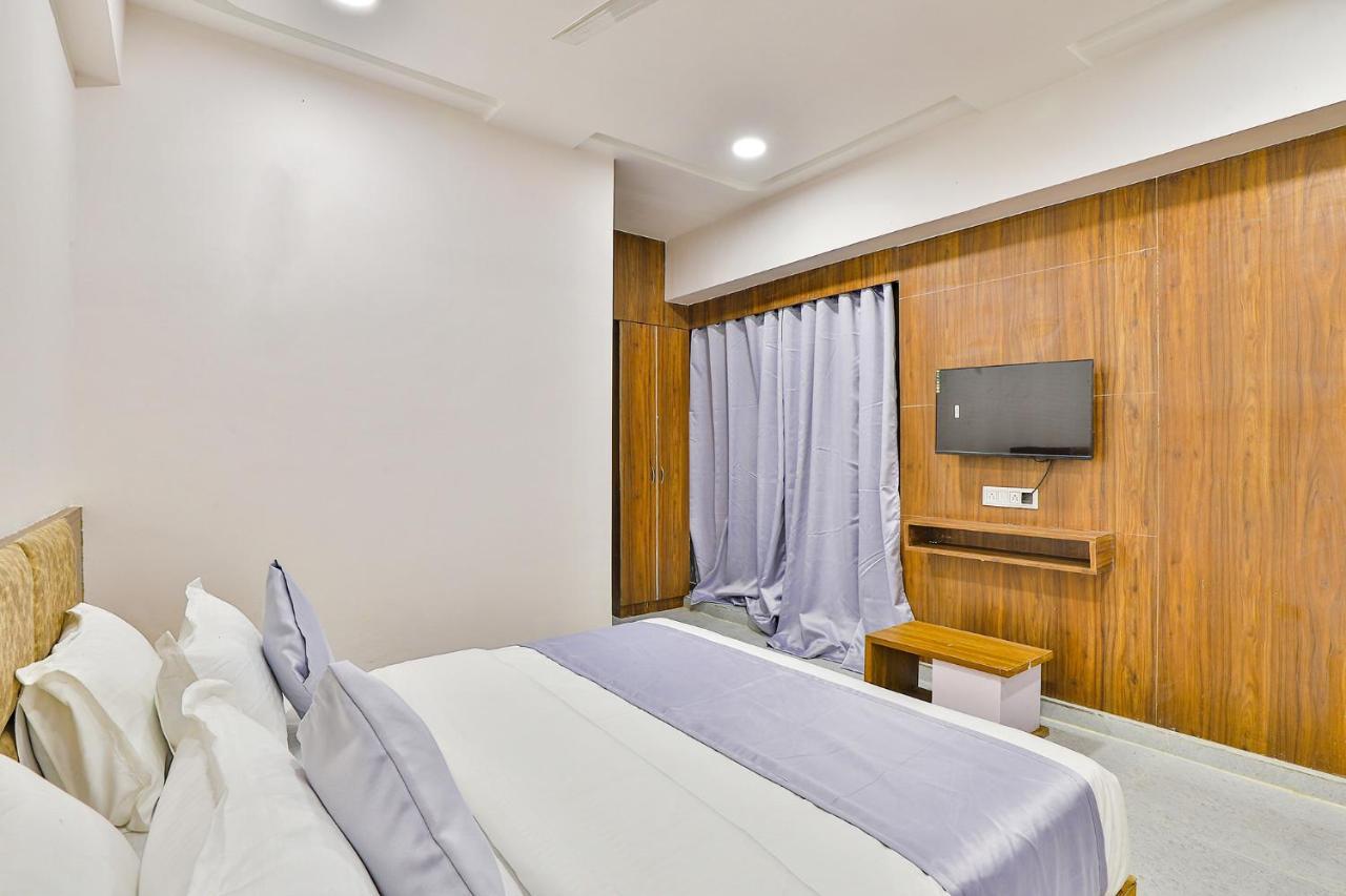Fabhotel Parkland A アーメダバード エクステリア 写真